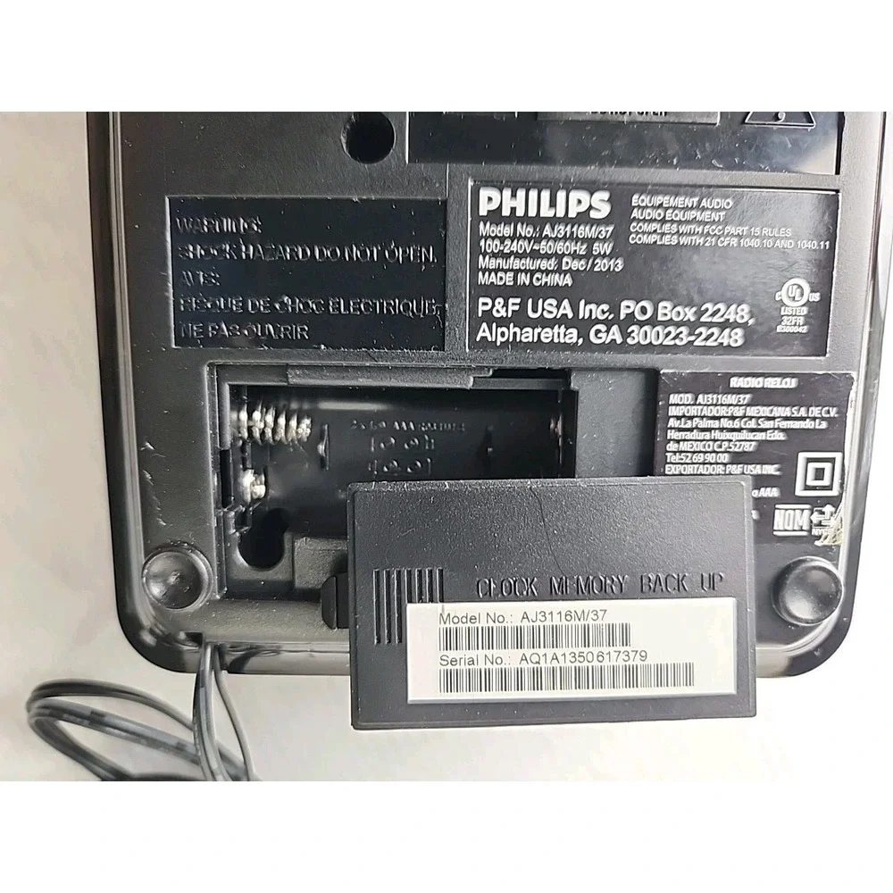 Philips Digital Alarm Clock FM Radio Black AJ3116M/37 Works! Battery Back Up